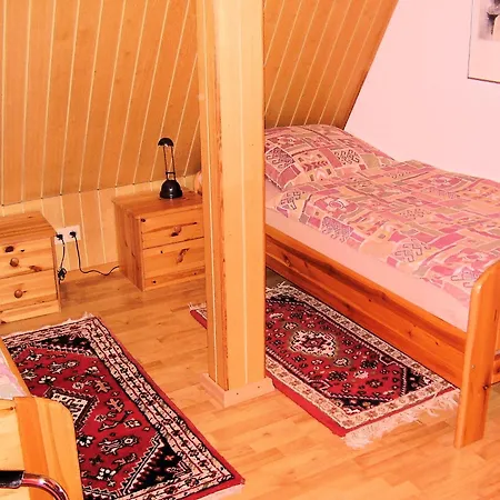 Messe Only 100 Meter Apartment